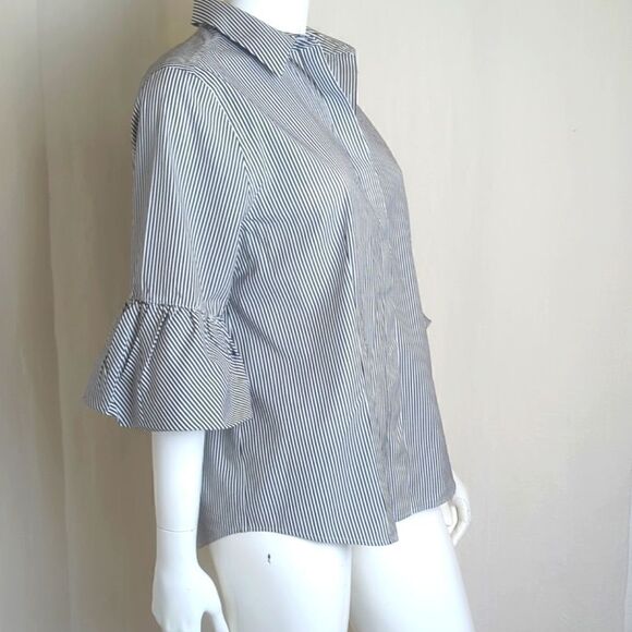 Chico's Non-iron Button Down Blouse Black and White Stripe Size 1 - Picture 4 of 9